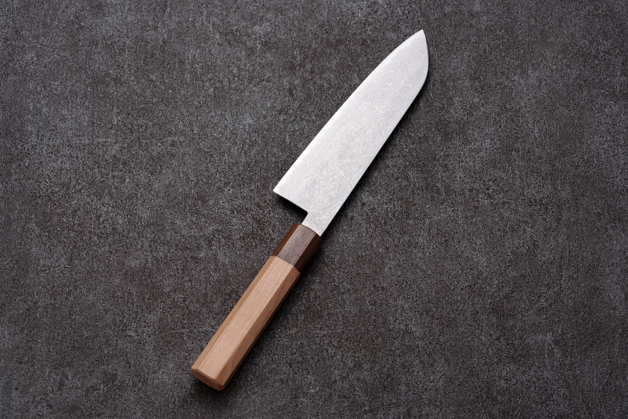 SAKURANE Detail - Cherry wood handle, warm with memory